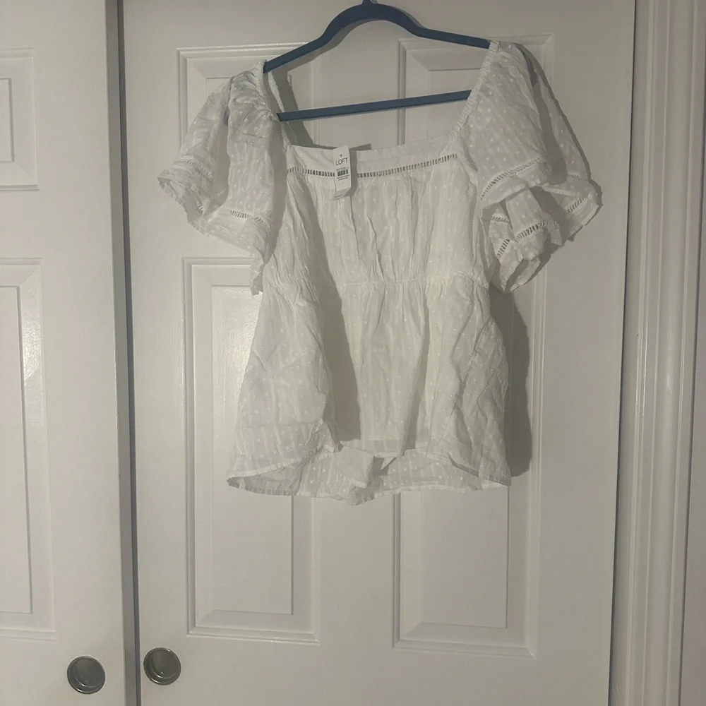 LOFT White Textured Puff Sleeve Blouse
